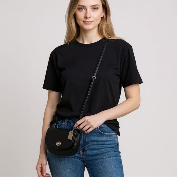 Coach Black Crossbody Bag - Picture 1 of 7